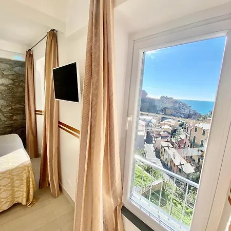Libeccio Panoramic Sea View Guest house Manarola