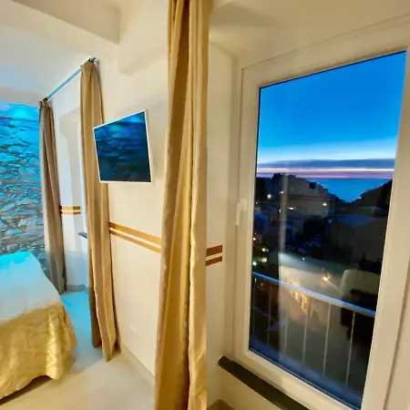Guest house Libeccio Panoramic Sea View *