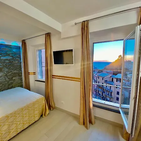 Libeccio Panoramic Sea View Guest house *