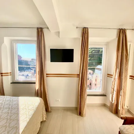 Libeccio Panoramic Sea View Guest house Manarola